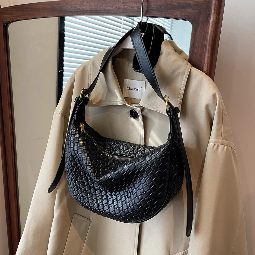 Toya single shoulder crossbody dumplings bag