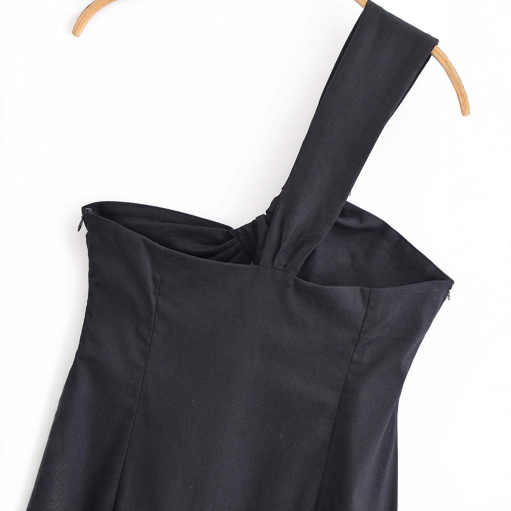 Noir Allure Cut-Out Asymmetric one shoulder Midi dress