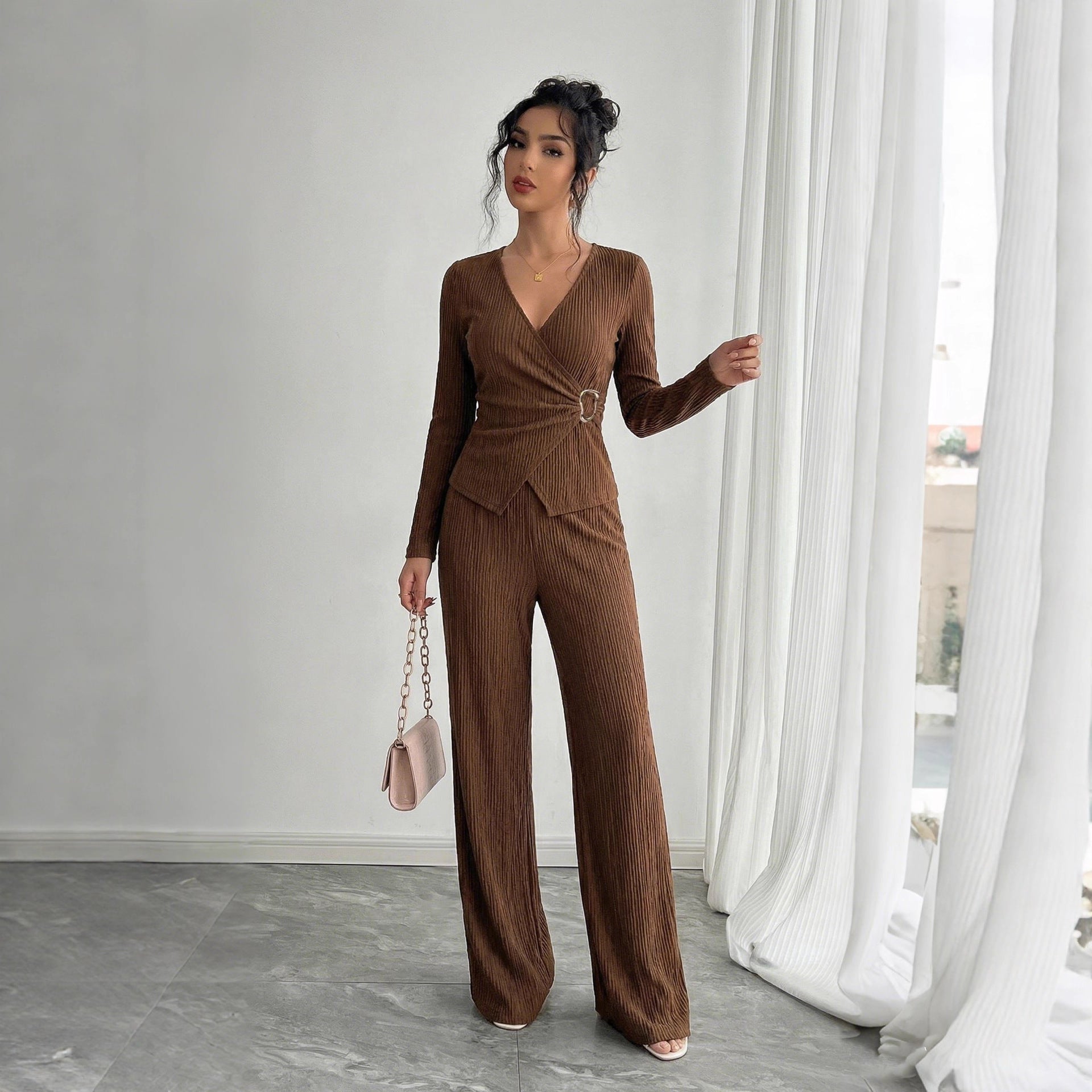 Solid color V-neck cross long sleeved metal decoration T-shirt long pants set