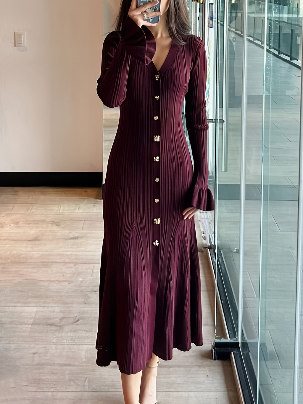 French elegant crewneck dress, slim fit, knitted women's dress
