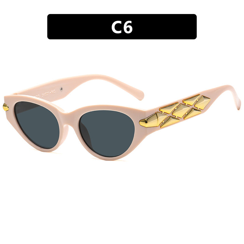 Little Muse" Luxe Winged reto Sunglasses