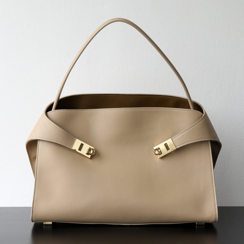 The elegant bag