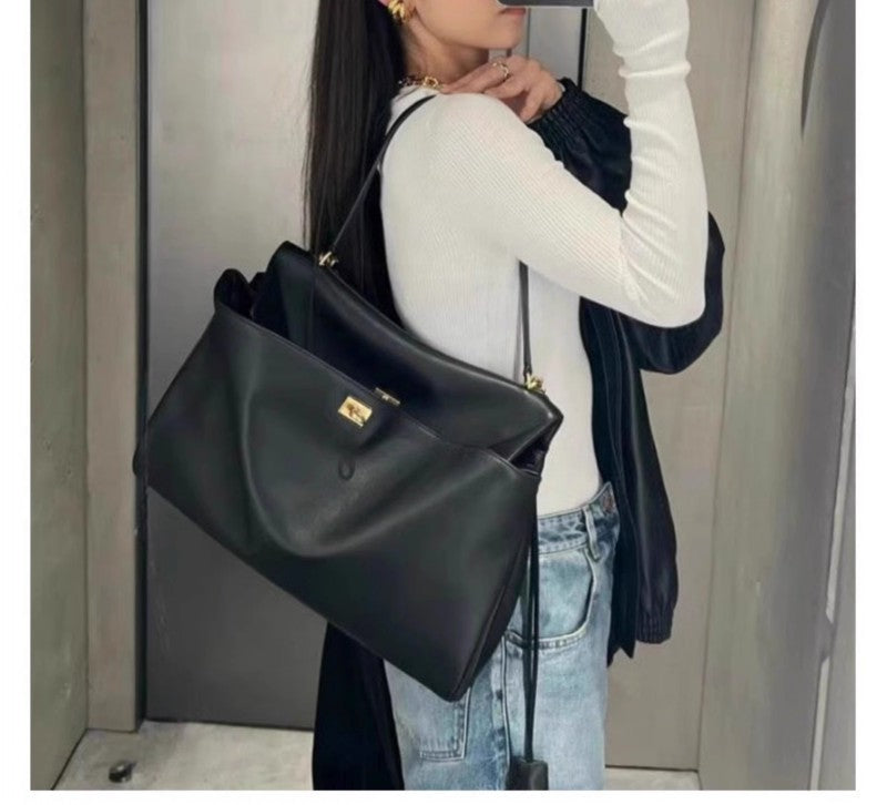 Vintage. Suede Matte Tote Bag, Elegant Shoulder Crossbody Bag .