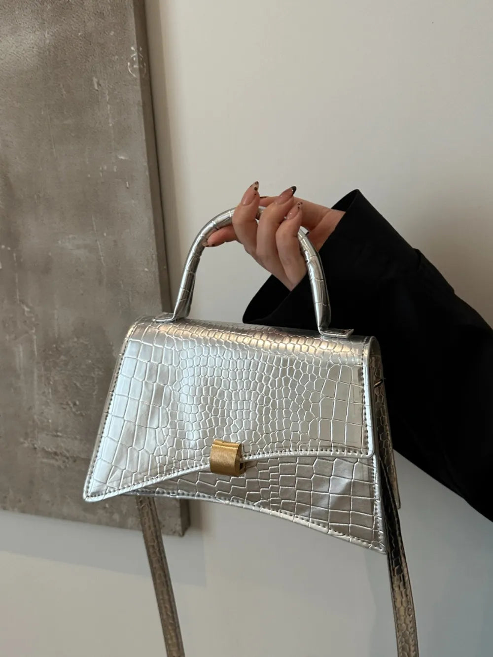 Ani Solid Color PU Leather Handbag