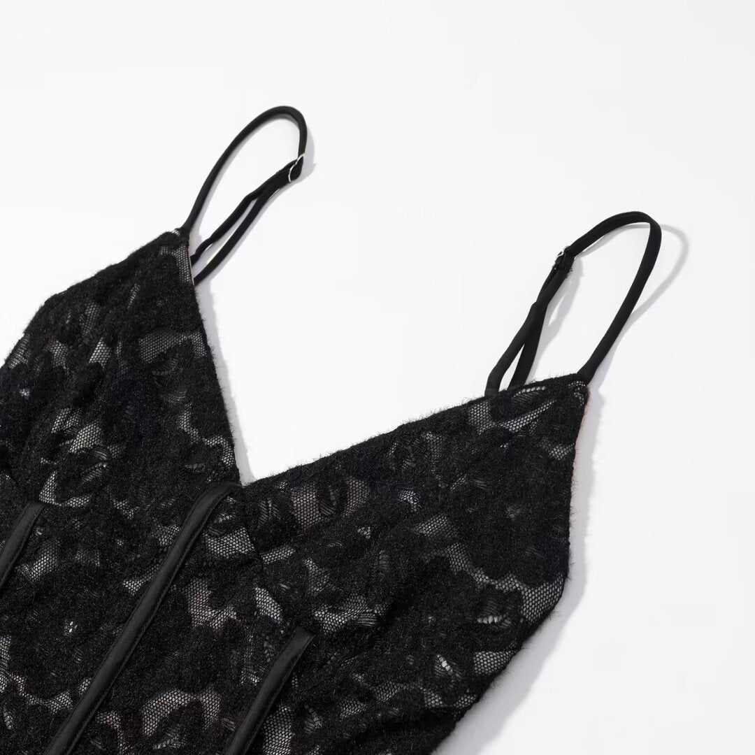 Custom Made Women's Fashionable Trendy Versatile Lace Skirt-Hem Top