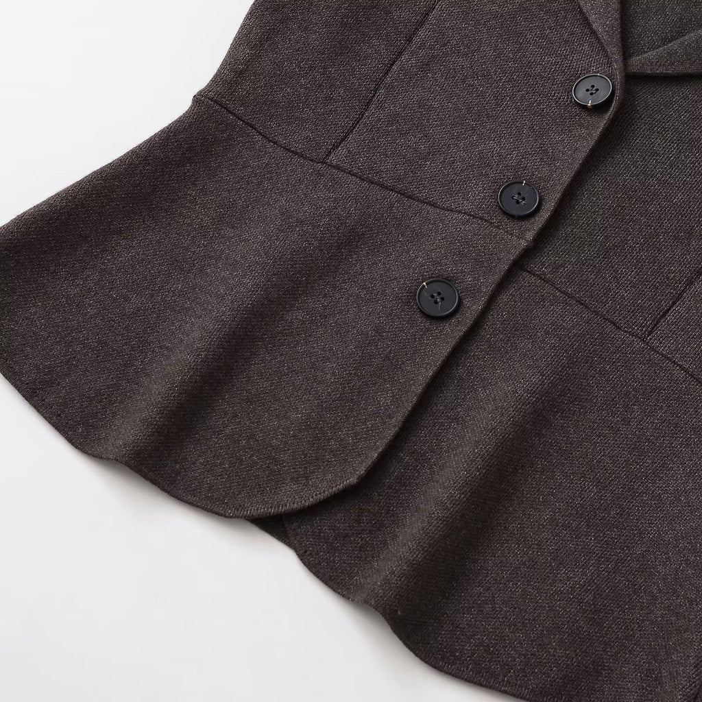 Style Solid Color Sleeveless Turn-down Collar Knit Vest