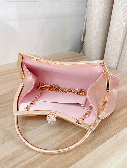 Raya Diamond Clip Handbag