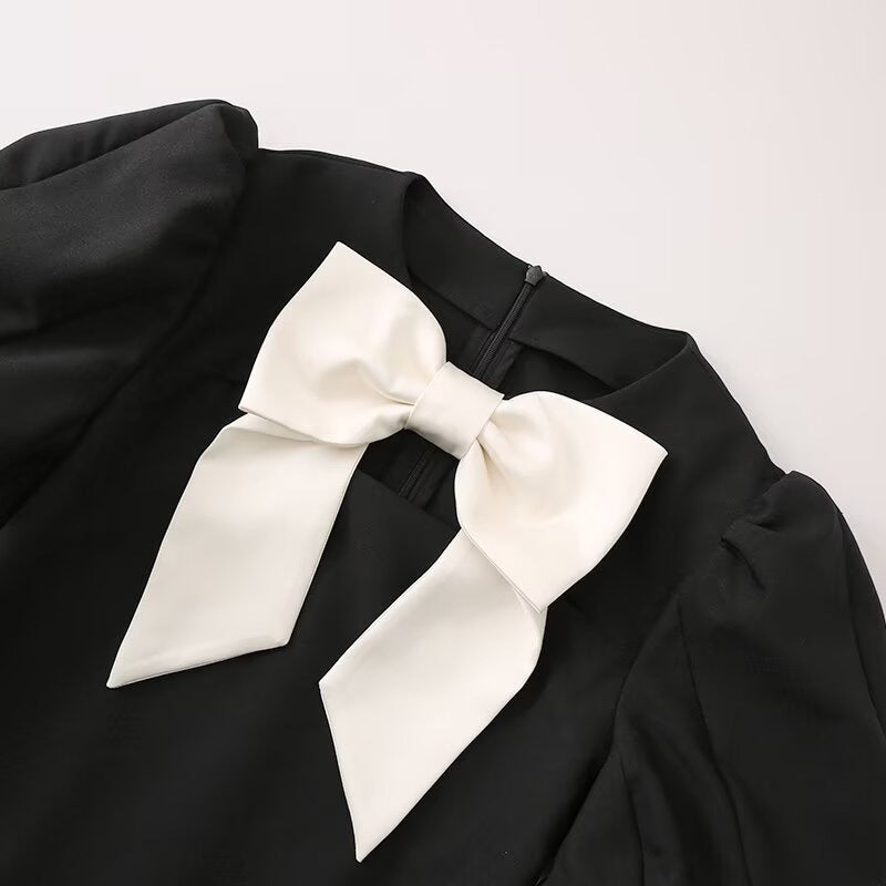 Bow decoration bubble sleeve dress