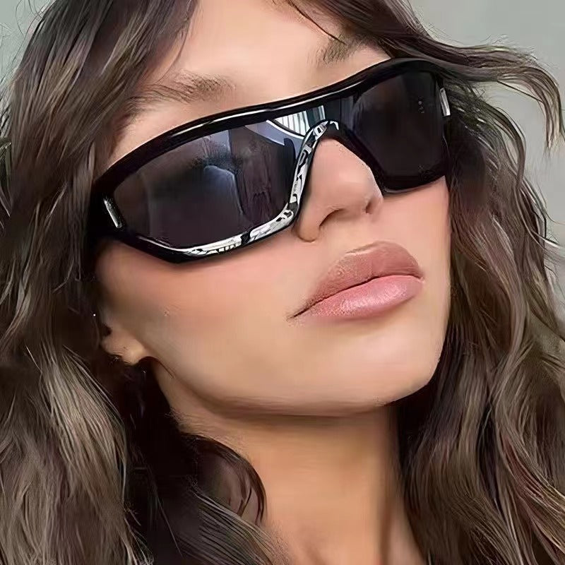 Conjoined Y2K Sunglasses Narrow Frame