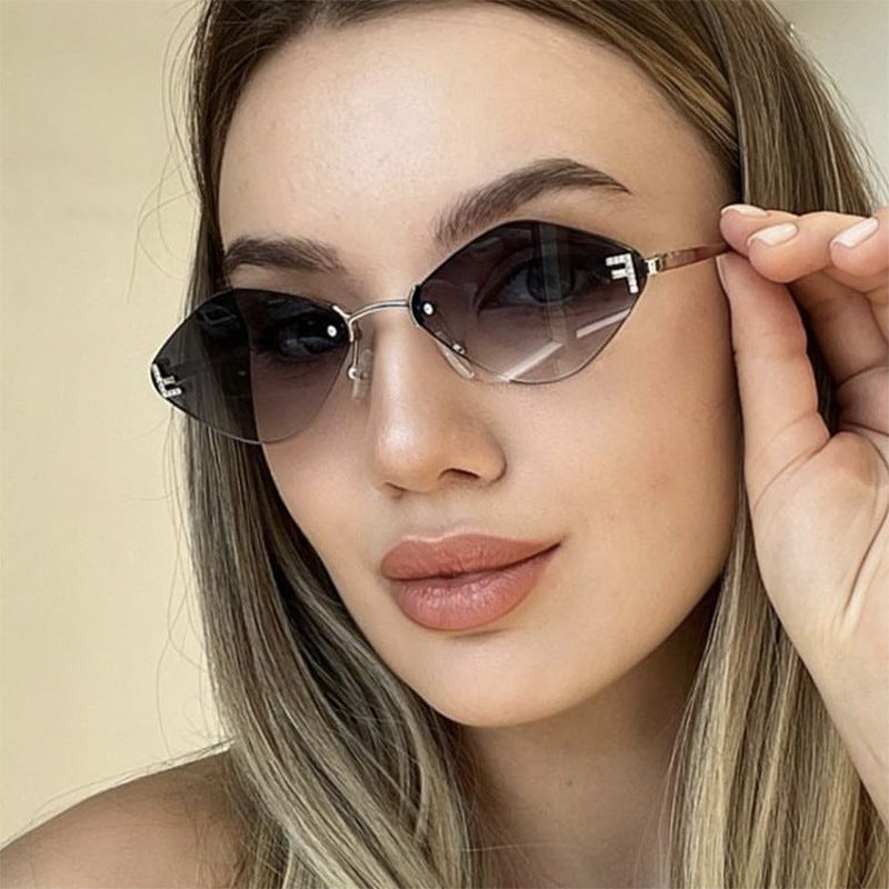 Frameless diamond shaped sunglasses
