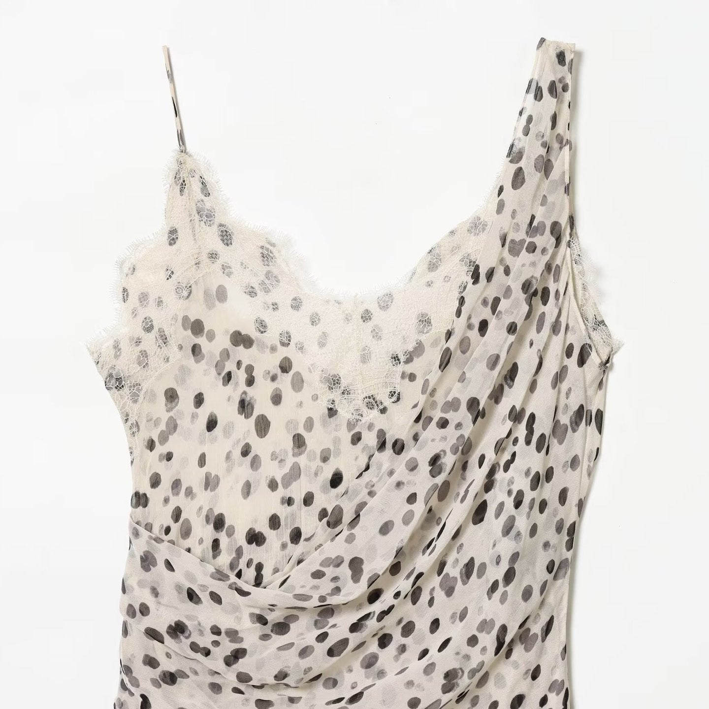 Style Polka Dot Short Sleeve Round Neck Top