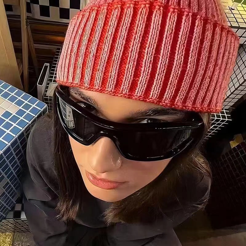 Conjoined Y2K Sunglasses Narrow Frame