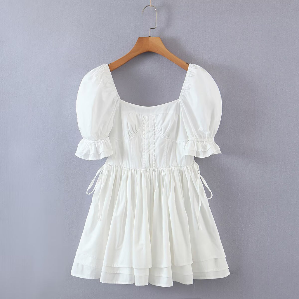 Sandra Bubble sleeves slim fit and slimming white dress