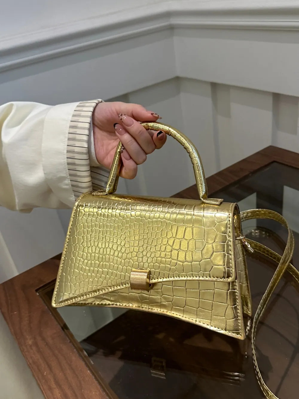 Ani Solid Color PU Leather Handbag