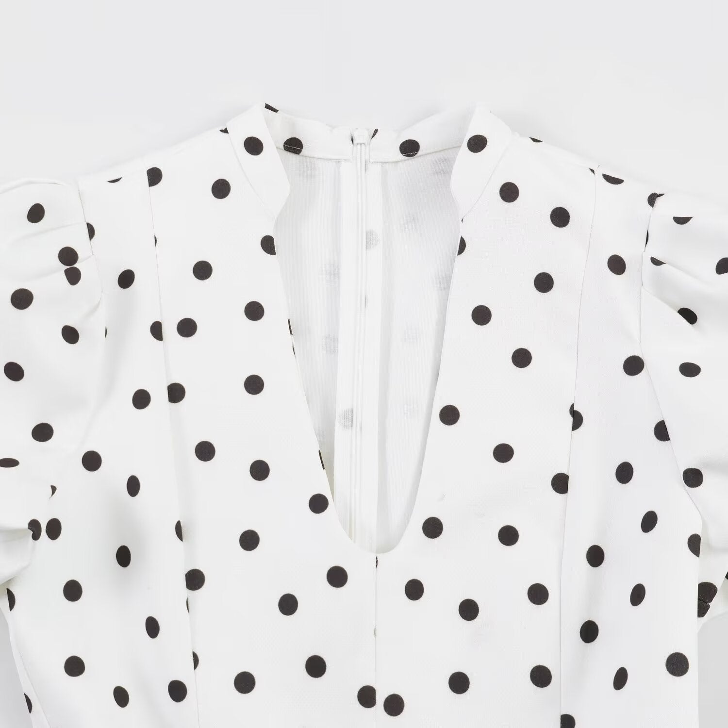 Zena slim fit polka dot short dress