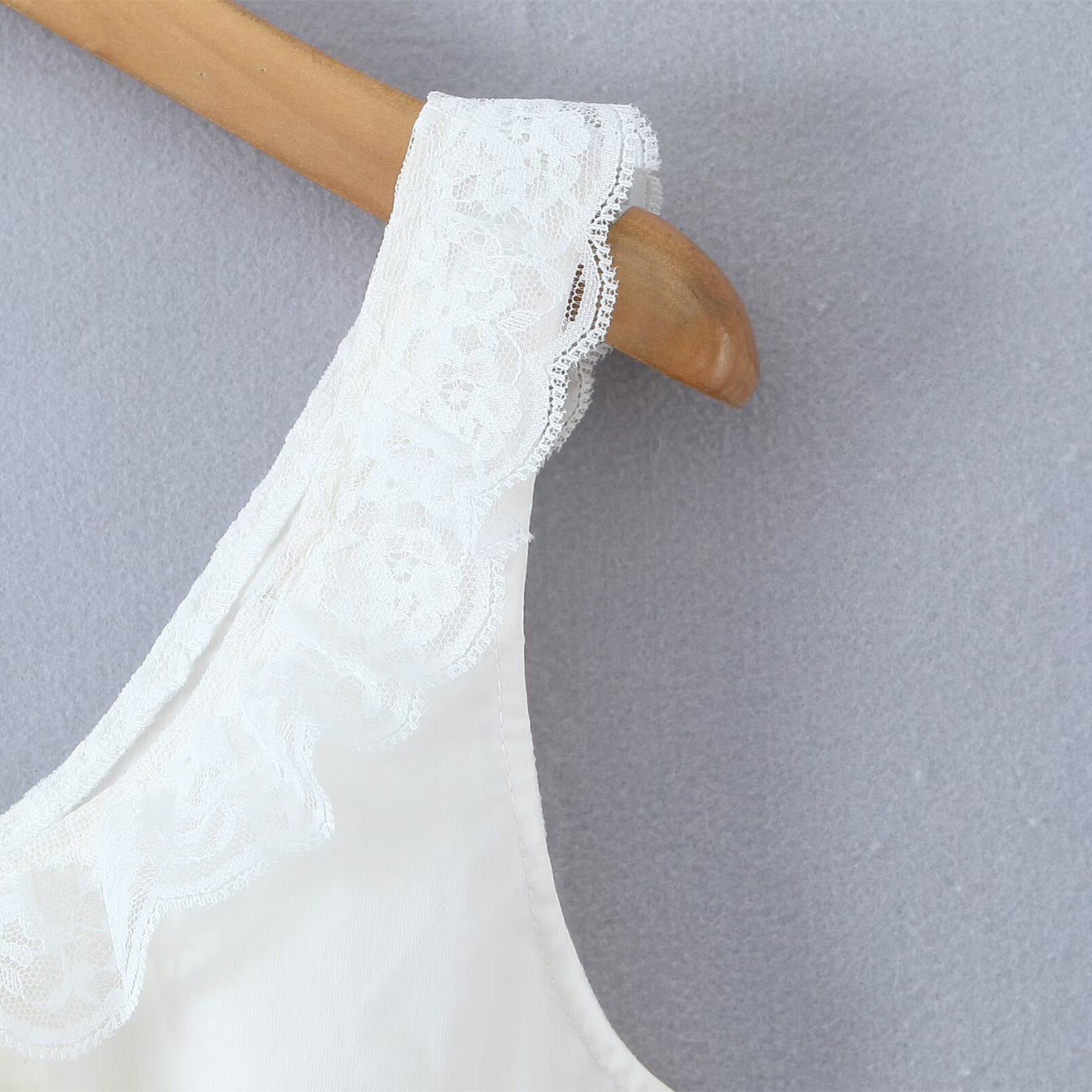 Spicy girl lace patchwork bow tie top