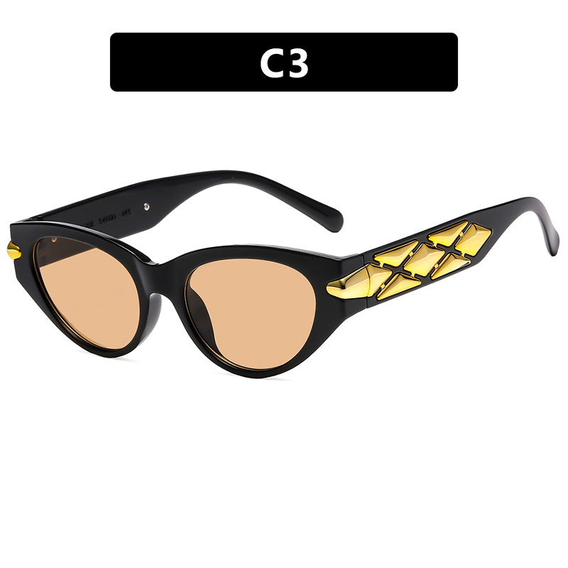 Little Muse" Luxe Winged reto Sunglasses