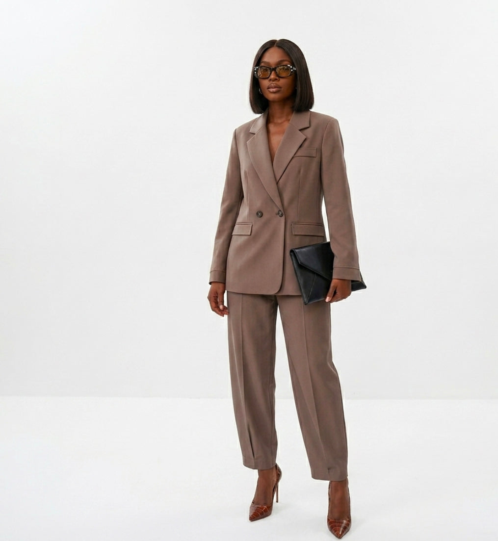 Modern Muse Luxe suit jacket+leg cinching pants