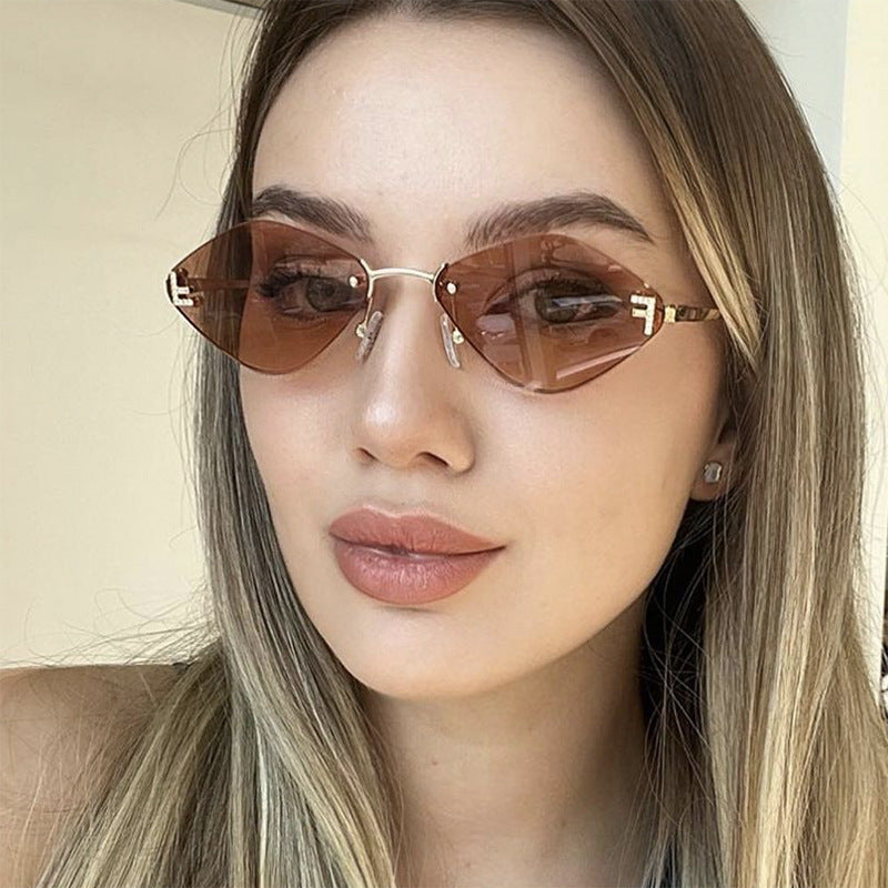 Frameless diamond shaped sunglasses