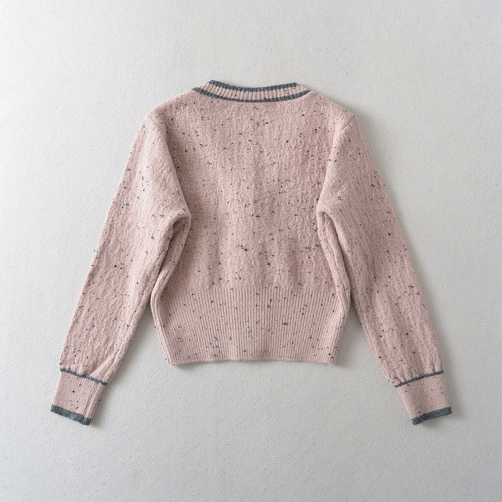 Slim fit color blocked ribbon bow V-neck long sleeved sweater