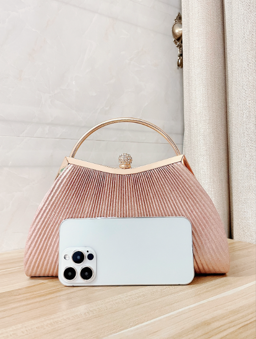 Raya Diamond Clip Handbag